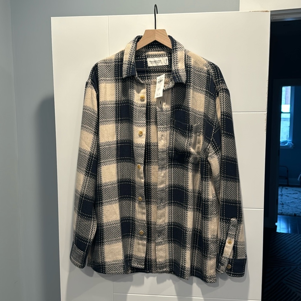 Abercrombie & Fitchsoft A&F long sleeved button down large tall